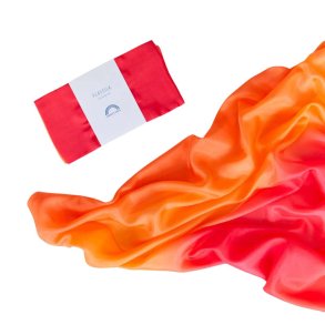 Sarah's Silks - Fire Legesilke - Enchanted Playsilks